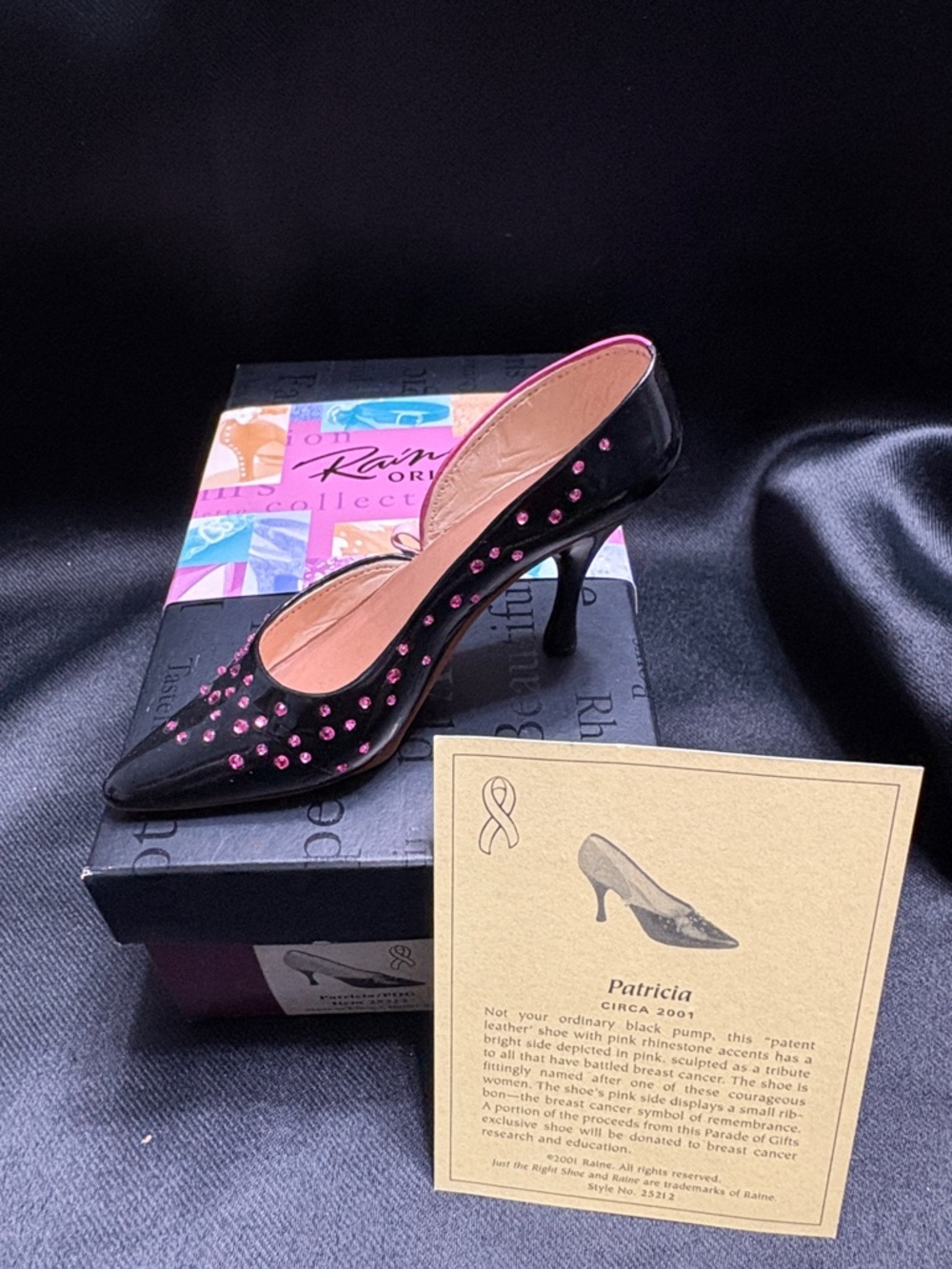 Just The Right Shoe Black and Pink Heels - Picture 2 of 5